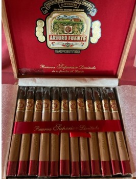 ARTURO FUENTE ANEJO Tres...